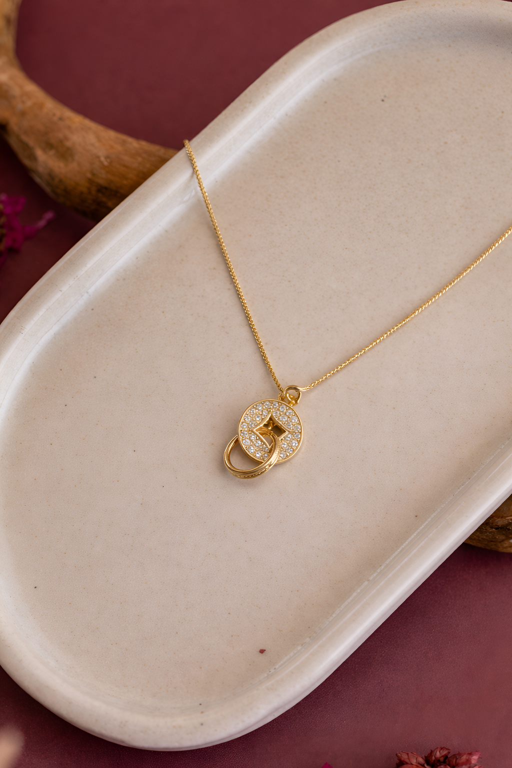 Vantique Gold