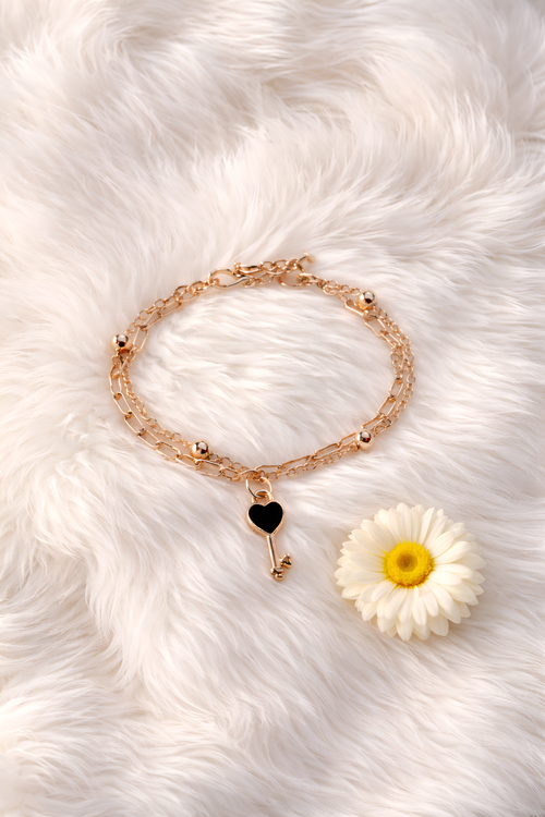 Chimes heart charm