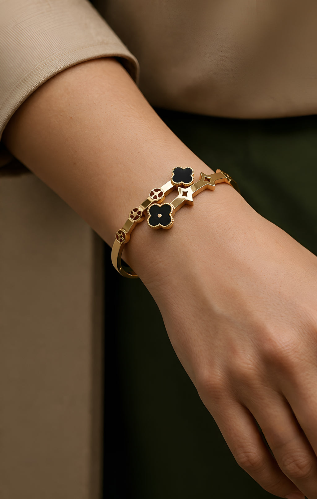 Ziaanns clover bracelet