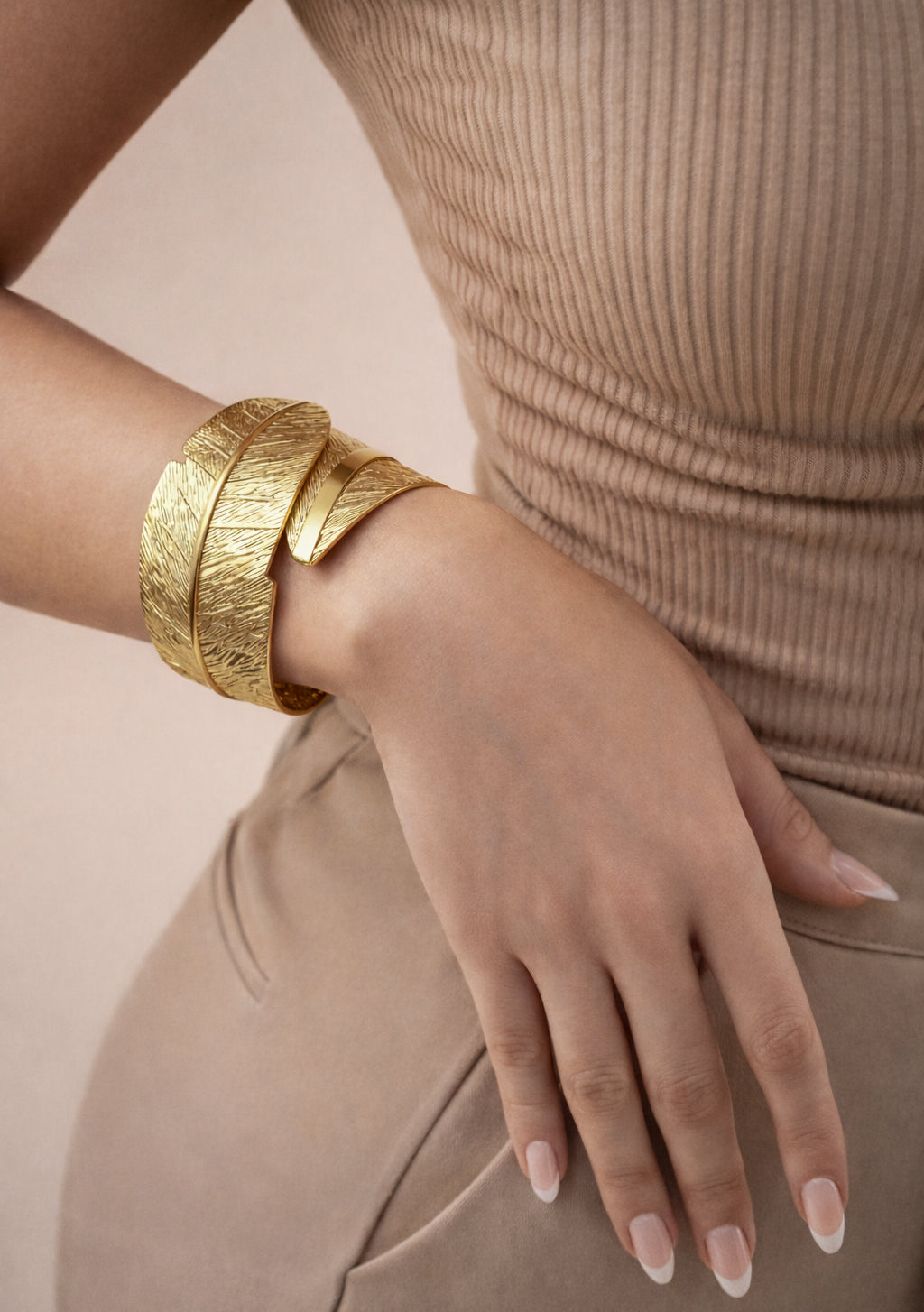Zoura Leaf Cuff