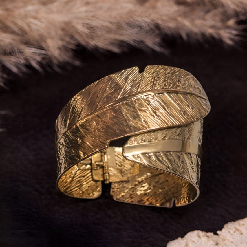 Zoura Leaf Cuff